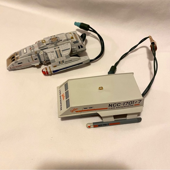 Star Trek Magic Hallmark Keepsake Ornament Lot Of 2 Tested Works Lights Voice - Picture 5 of 14